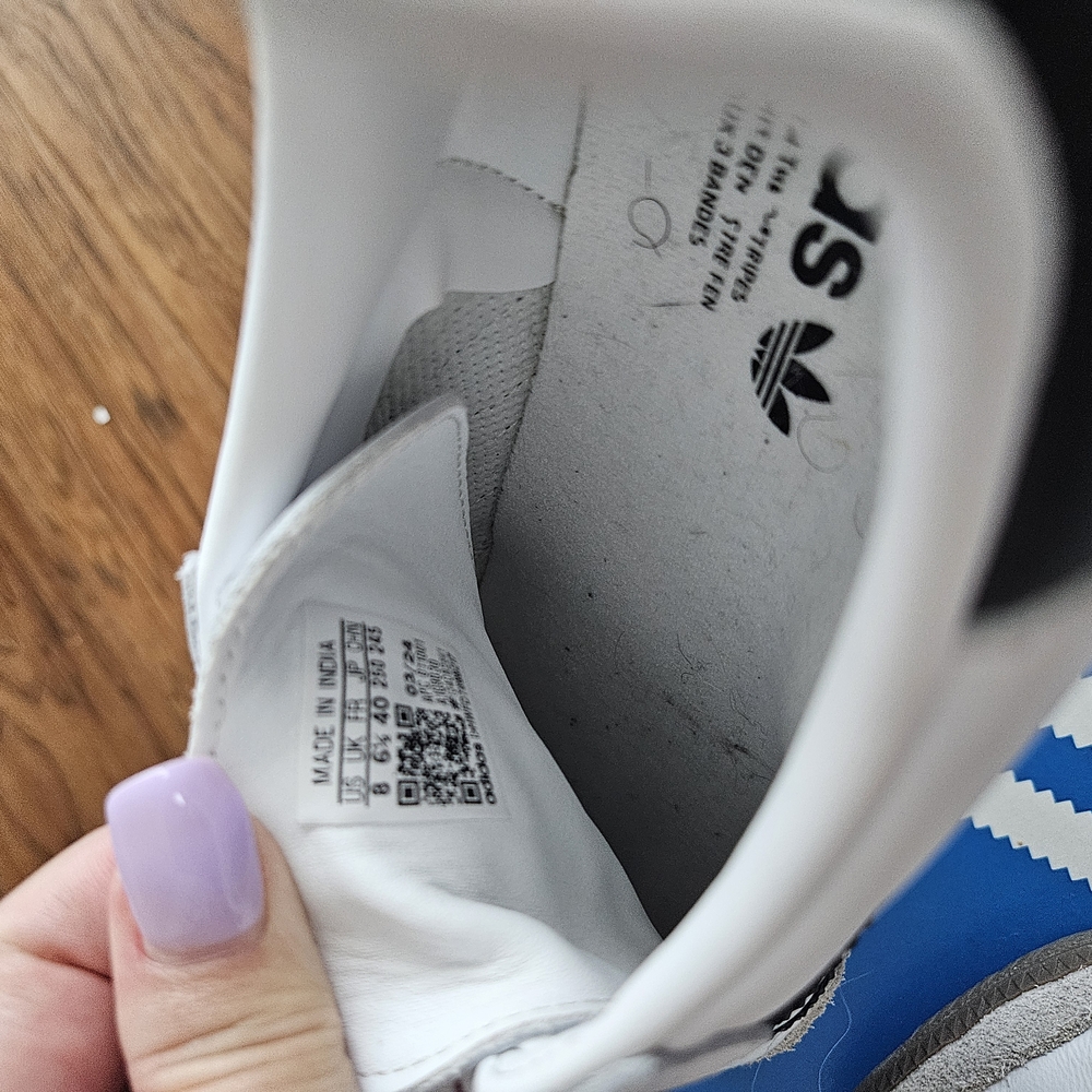Adidas Men's or Women's White and Black Sneakers Samba - Picture 9 of 9